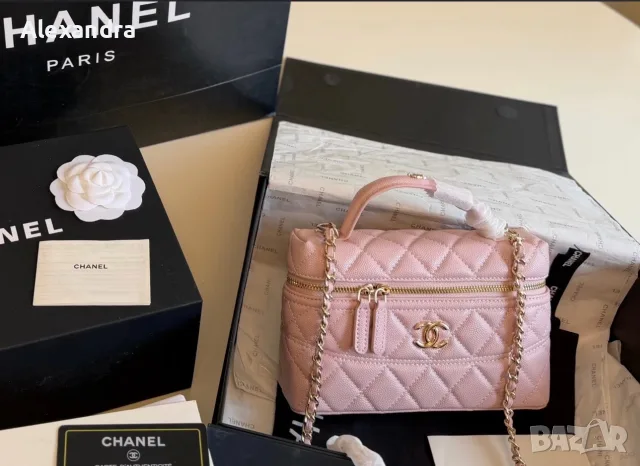 Дамска чанта Chanel, снимка 3 - Чанти - 55363451