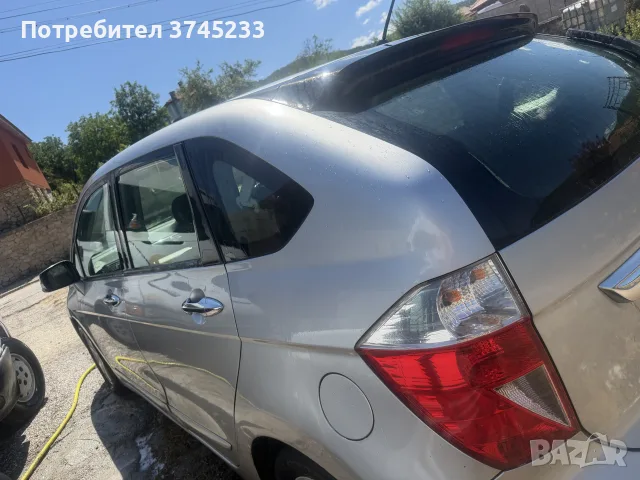 HONDA FR-V 2000cc бензин 6-степента ръчна скоростна кутия, снимка 5 - Автомобили и джипове - 55671936