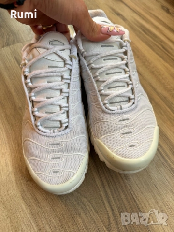Оригинални маратонки Nike Air Max Plus! 40 н, снимка 5 - Маратонки - 54656950