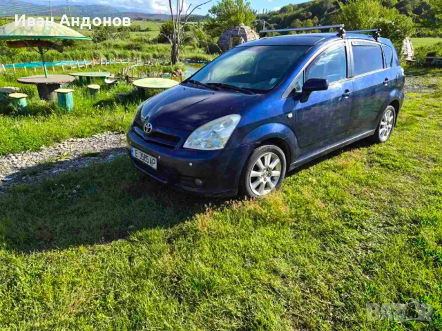 Toyota Corolla Verso 1.8i газ , снимка 6 - Автомобили и джипове - 54611148