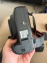 Canon 5D Mark IV с 6 батерии и грип, снимка 6