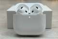 iPhone 15 Pro (Natural Titanium) 256gb+AirPods 4, снимка 3
