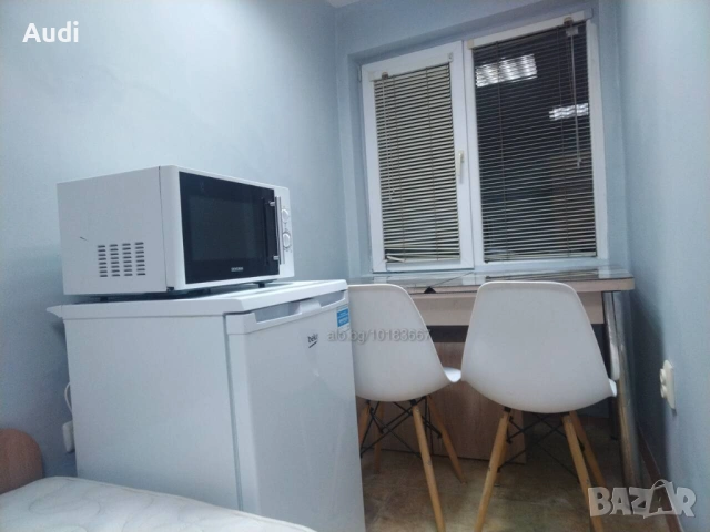 Собственик дава под наем напълно обзаведена партерна боксионера.  Обзавеждането включва: единично ле, снимка 9 - Апартаменти - 54219423