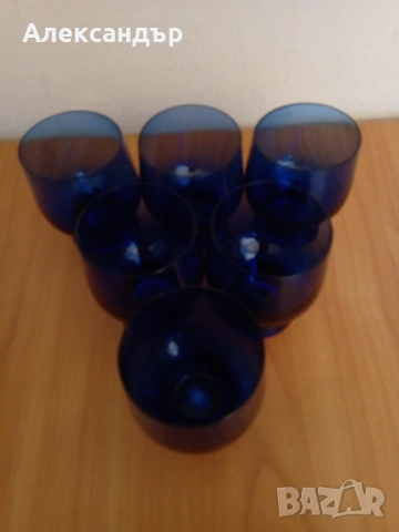 Чаши кобалтово стъкло, снимка 3 - Чаши - 53965571