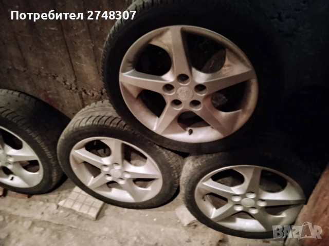 Оригинални  алуминиеви джанти Kia с гуми BF Goodrich, снимка 4 - Гуми и джанти - 54109187