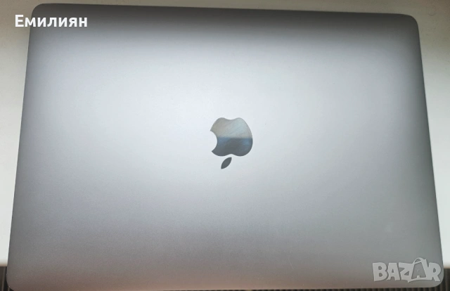 Macbook Air Retina 2020 i5 Quad Core  в добро състояние, снимка 4 - Лаптопи за дома - 54237006