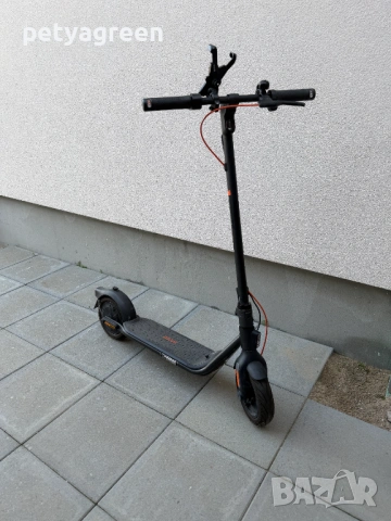 Електрическа тротинетка Ninebot F2 Plus 