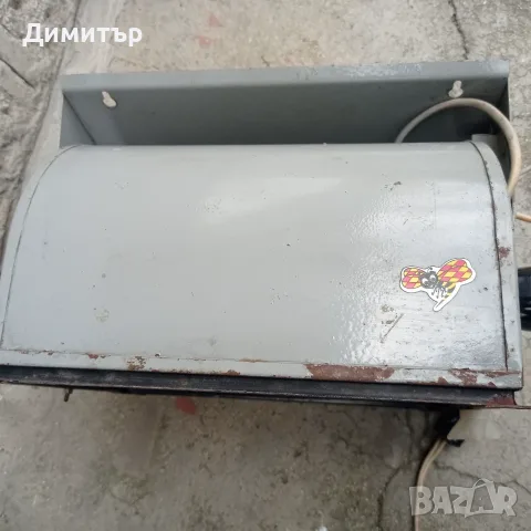 Рядък комплект за тъмна стая ORWO – Лампа + 7 защитни филтъра (18/24 см), снимка 7 - Светкавици, студийно осветление - 55337046