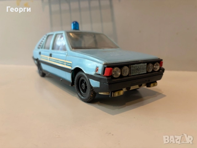 Polonez стара играчка