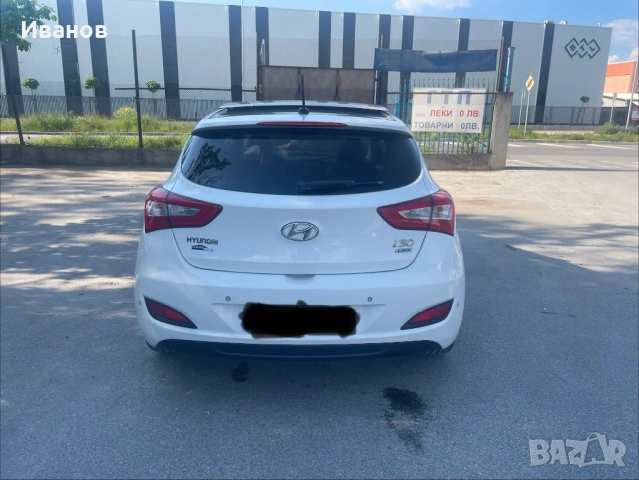 Хюндай I30 Exclusive, снимка 6 - Автомобили и джипове - 54448444