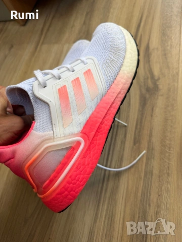 Оригинални Маратонки ADIDAS ULTRABOOST 20 ! 43 н, снимка 11 - Маратонки - 50822625
