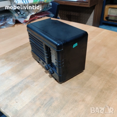 Лампов ретро радиоприемник Wega 642 GW, снимка 4 - Антикварни и старинни предмети - 53786290
