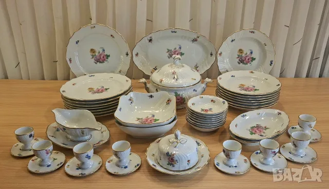 Hutschenreuther Dresden Сервиз за Храна, Кафе, Чай, за 8 човека, снимка 2 - Сервизи - 55327226