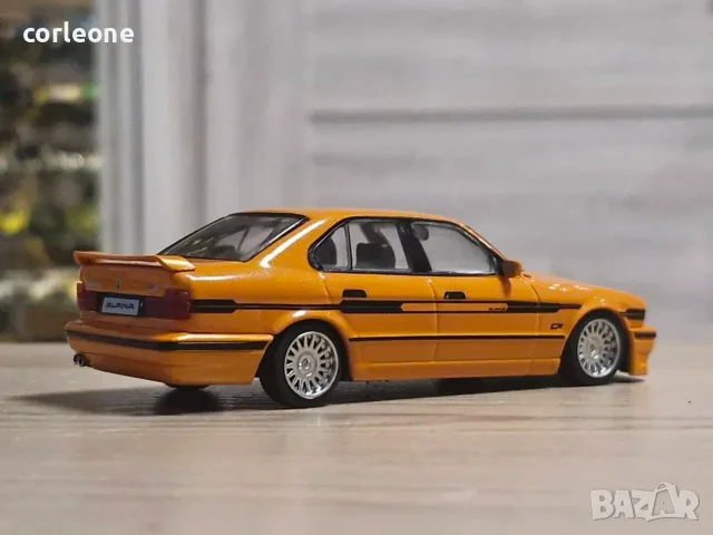BMW ALPINA B10 Biturbo E34 1994 - мащаб 1:43 на Solido моделът е нов в PVC дисплей-кейс, снимка 4 - Колекции - 55567707