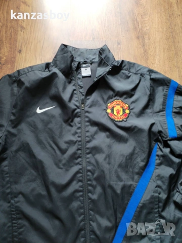 Nike Manchester United 2010-11 - страхотно мъжко горнище L 100% оригинал , снимка 2 - Спортни дрехи, екипи - 54415780