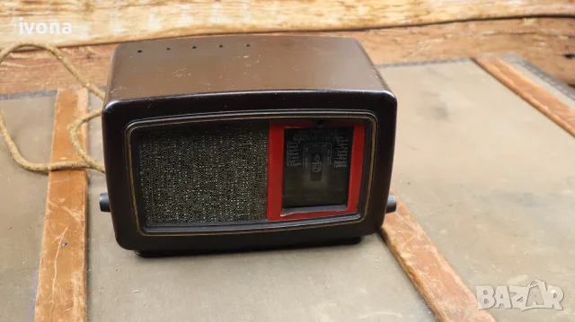 Радиоприемник "PHILIPS 208U-37", снимка 3 - Радиокасетофони, транзистори - 55482531