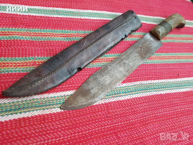 Балкански боен нож с кания , снимка 2 - Антикварни и старинни предмети - 54414350