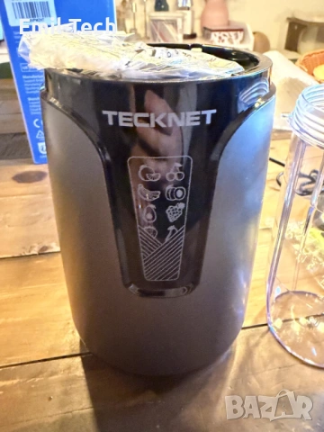 Нови-Блендер 1000W + 2 чаши 600ml + подарък ножове (8 части), снимка 6 - Блендери - 54229447