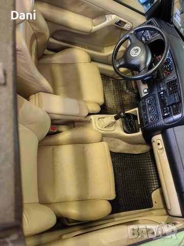 VW Golf 3.5 2.0i , снимка 4 - Автомобили и джипове - 54352709