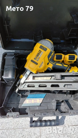 Такер/ пистолет за пирони до 9см Девалт Dewalt DCN692P2, снимка 7 - Други инструменти - 54902585
