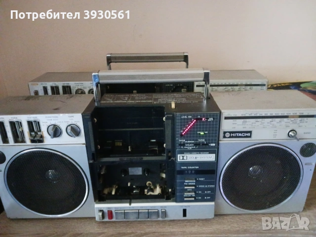  Лот Два Радиокасетофона hitachi trk w1e и hitachi trk w1w