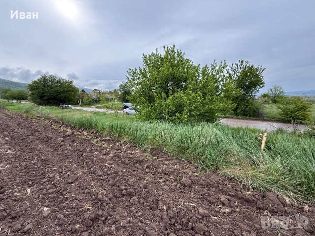 Продавам 1 дк в регулация с електричество, снимка 2 - Парцели - 54490342