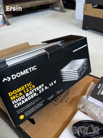 DOMETIC зарядно устройство МСА1225 Едновременно зареждане на два бордови и един стартерен акумулатор, снимка 14 - Друга електроника - 54586597