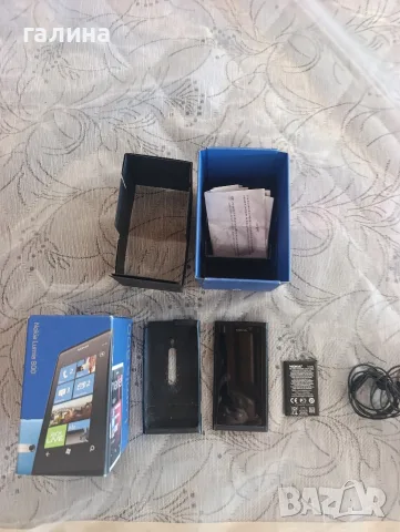 Nokia Lumia 800 с оригинална кутия, зарядно и допълнителна батерия, снимка 2 - Nokia - 55396949