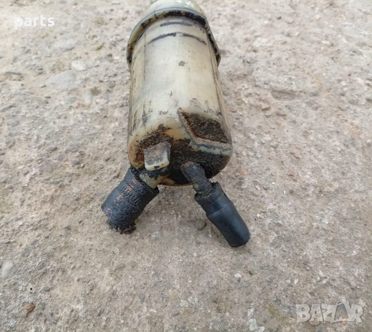 Казанче Хидравлична Течност VW Пасат 3 - 4 - 357422372, снимка 3 - Части - 54081529