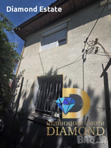 Двуетажна къща в село Добрич, общ. Димитровград, снимка 2 - Къщи - 54735974