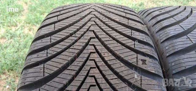 2бр всесезонни гуми 215/45R17. Kumho Solus. DOT 1025. 8 мм дълбочина на шарката. Като нови...., снимка 8 - Гуми и джанти - 55318024