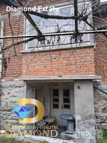 Двуетажна къща в село Каснаково, общ. Димитровград, снимка 2 - Къщи - 53960563