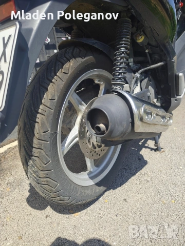Скутер Honda sh125i 2012г. , снимка 6 - Мотоциклети и мототехника - 54760388