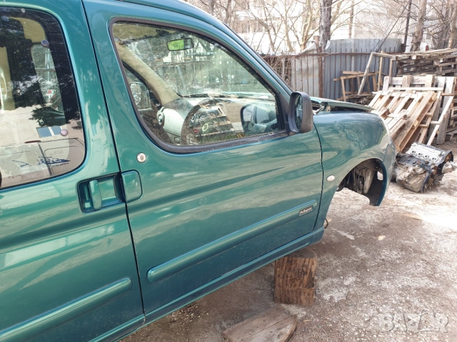 Peugeot Partner дясна задна странична врата плъзгаща цвят KRZD, снимка 4 - Части - 53990569