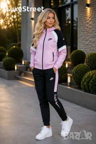 Nike ✨лого Бродирано ✨ Дамски Екипи , снимка 2 - Спортни екипи - 55556799
