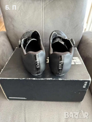 Шосейни обувки Fizik Tempo R5 + педали Shimano R550, снимка 3 - Велосипеди - 53996785
