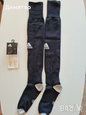 Чисто нови гети калци Adidas в черен цвят