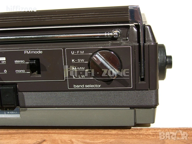 Радиокасетофон Sharp gf-6161h, снимка 9 - Радиокасетофони, транзистори - 54898906