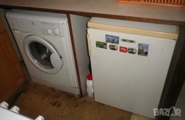 Продавам хладилник „Zanussi“ 150 литра, снимка 2 - Хладилници - 55009429
