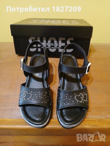 Сандали за момиче , снимка 2 - Детски сандали и чехли - 54166600