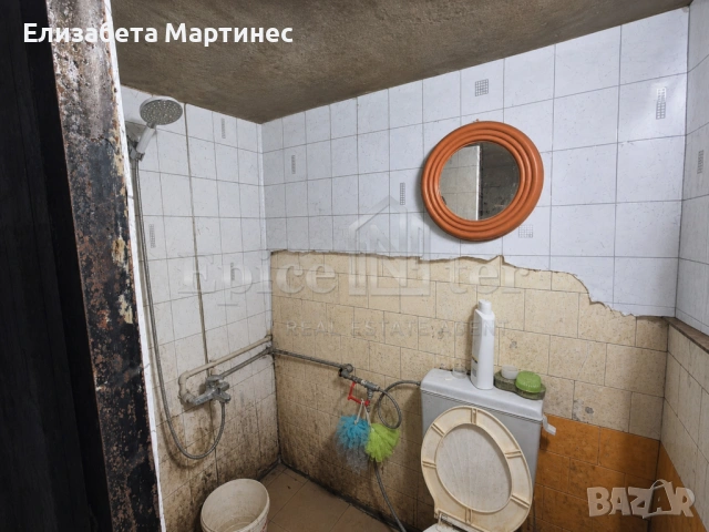 КЪЩА  С ДВОР – ДВЕ САМОСТОЯТЕЛНИ ЧАСТИ, снимка 10 - Къщи - 54438992