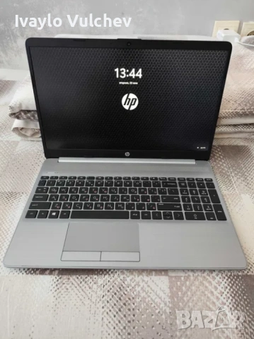 Лаптоп HP 255 G8 / Ryzen 5 / 16GB RAM / 512GB SSD / С чанта и мишка