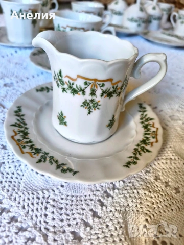 Eschenbsch Bavaria Дизайн
Grüne Ranke / Goldene Schleife“ (Зелена клонка / Златна панделка), снимка 10 - Чаши - 55244776