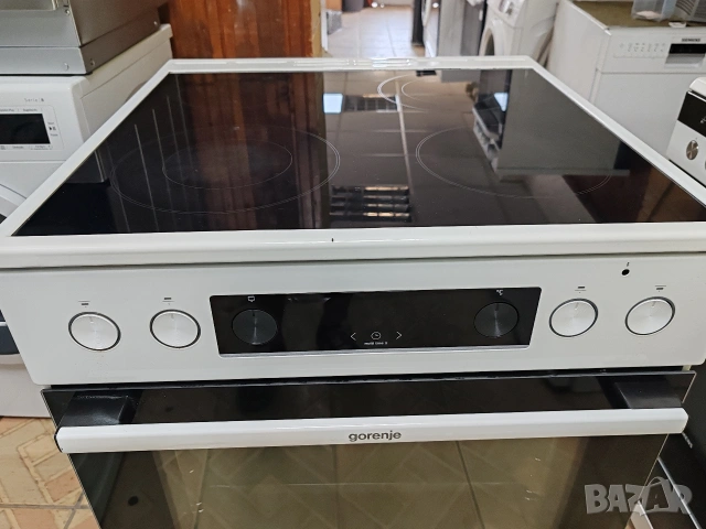 Свободно стояща печка с керамичен плот Gorenje с 2 години гаранция! , снимка 3 - Печки, фурни - 55159383