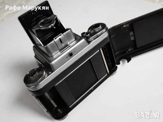 Професионален "PENTACON SIX"-6/6  с аксесоари, снимка 4 - Фотоапарати - 54490283