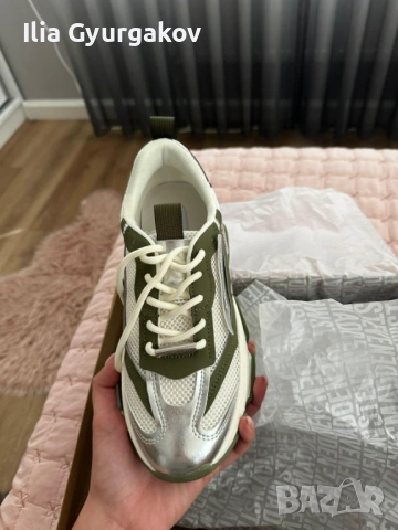 Дамски маратонки на марката Steve Madden. Не са обувани нито веднъж, само са пробвани.   Размер: 38 , снимка 4 - Маратонки - 54766599