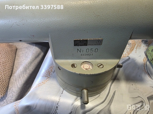 Оптичен нивелир Carl Zeiss Jena Ni 050, снимка 4 - Измервателни инструменти - 55266620