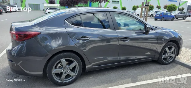 Mazda 3 2016 1.5i 101 кс., снимка 4 - Автомобили и джипове - 55513799