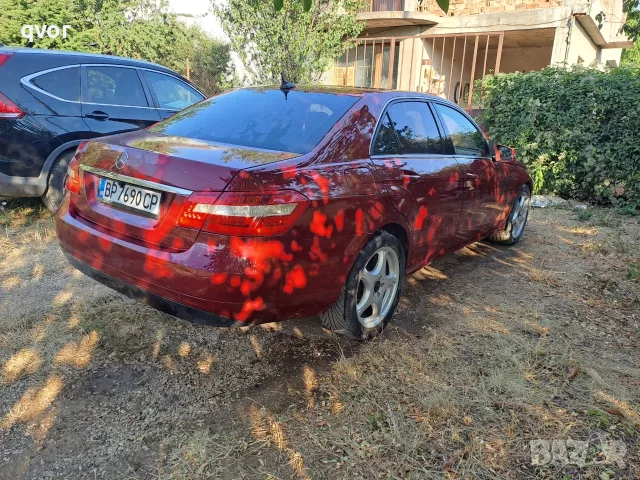 Продавам мерцедес Е200, снимка 3 - Автомобили и джипове - 55581419
