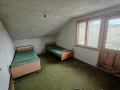 продавам къща в село Лесичово, снимка 7